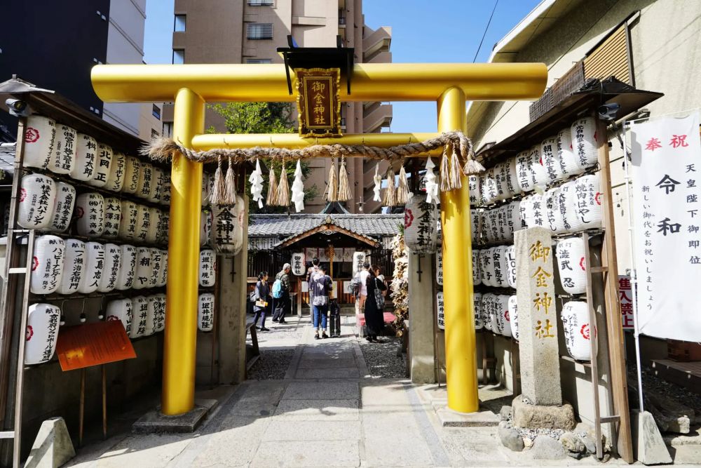 Kham-pha-5-cong-torii-nhat-ban-doc-dao-8
